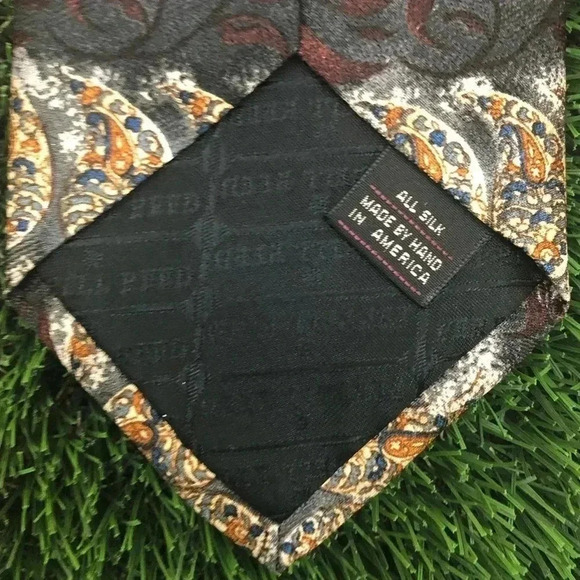 Ferrell Reed for Hodge & Sons All Silk Tie - Picture 8 of 8